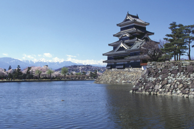 Matsumoto castle (from Nagano, Express 40min)